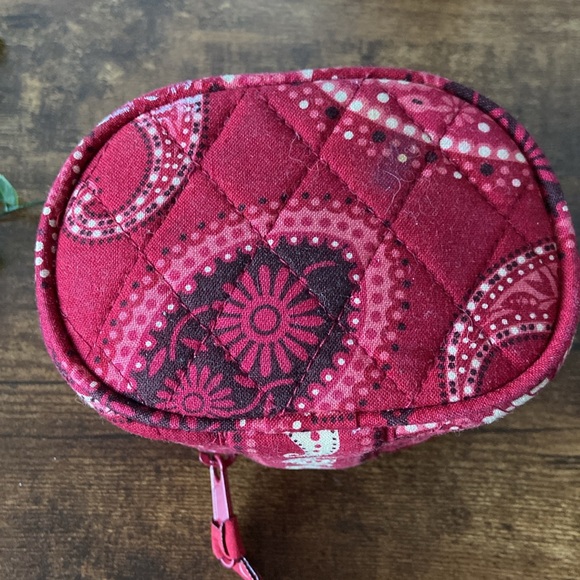 Preloved Vera Bradley Red Quilted Women's Bag - Picture 8 of 11